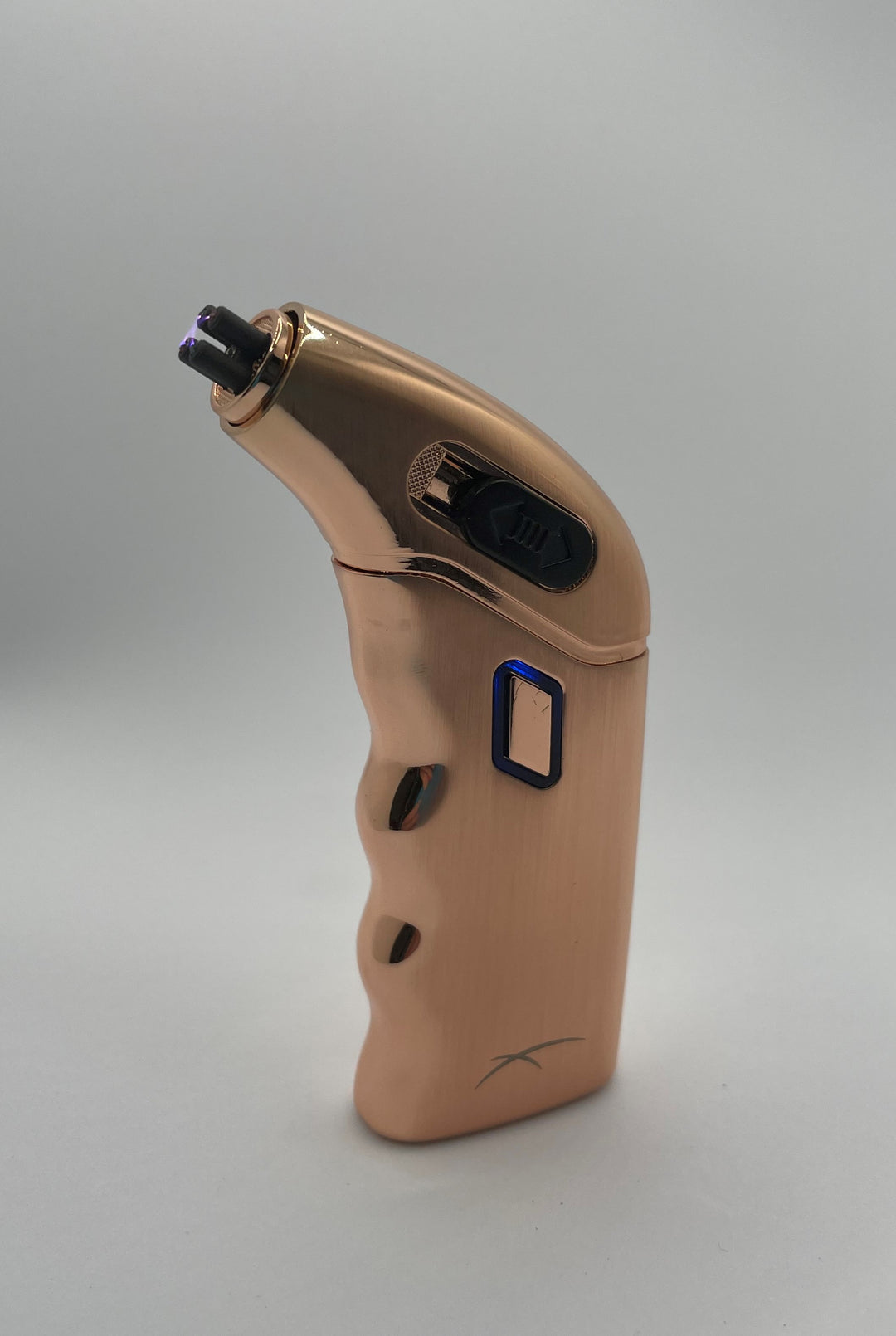 Rose Gold Gripper Lighter ignited